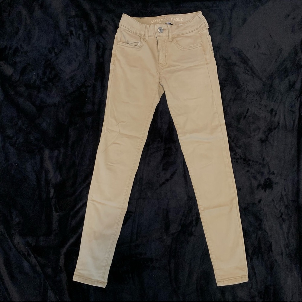 ACCEPTING ALL OFFERS AE Khaki Jegging Skinny Jeans